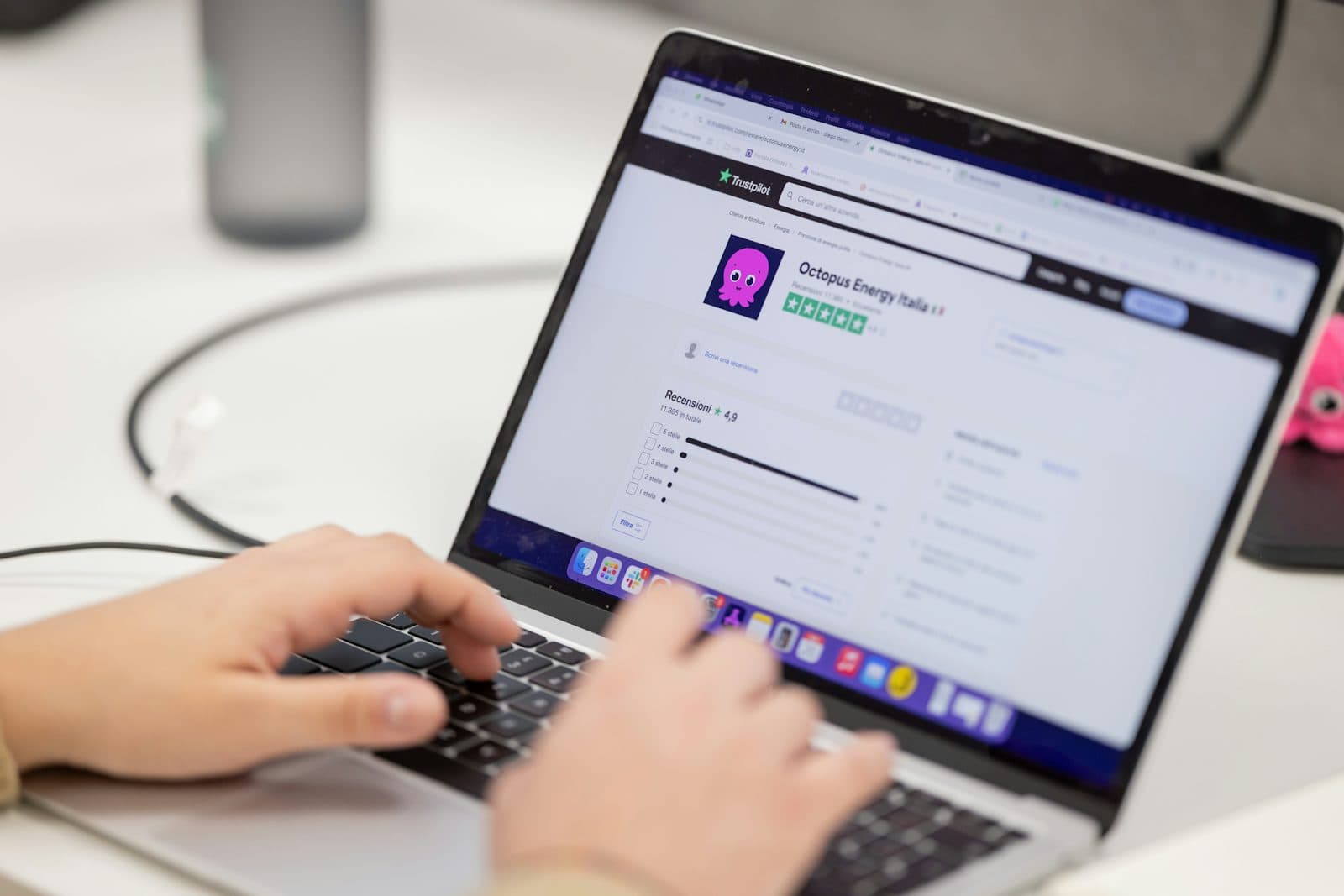 Review analysis on laptop for negative review optimization